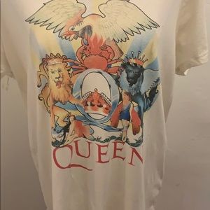 Lucky Brand Queen Tee